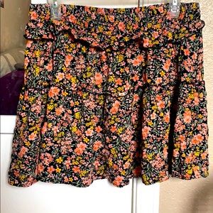 Floral print skirt